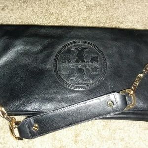 Blk Leather Tory Burch Clutch w/ Removeable Chain